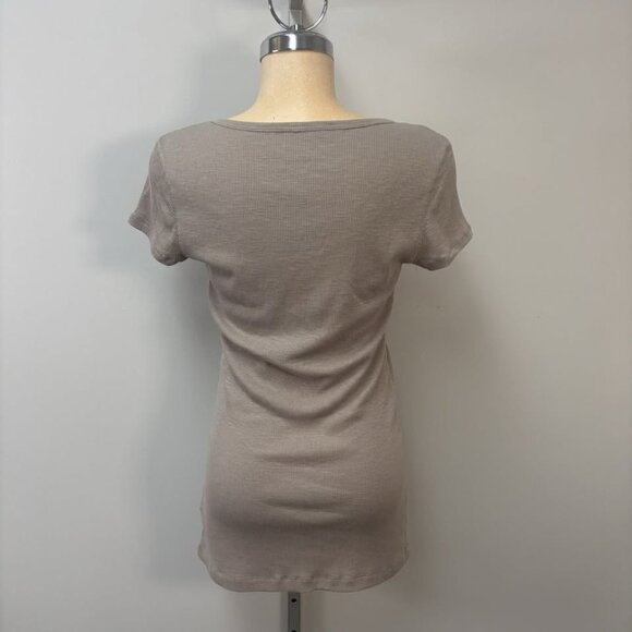 Nevada Shirt Medium Long Baby Tee Beaded Ribbed Scoop Plunge Neck Jersey Knit - Picture 2 of 9